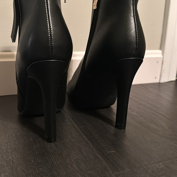 NWOT black stiletto booties - Picture 4 of 5